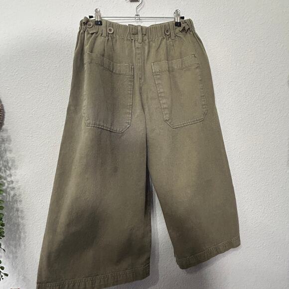 NEW Free People Hard Rain Mid Rise Cropped Gaucho Pants Green Sz 0 (Oversized) - Picture 9 of 16